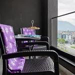 Апартаменты Comfort Bulevar With Garage *