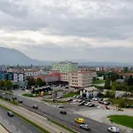 Апартаменты Comfort Bulevar With Garage