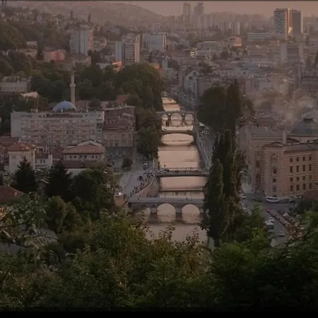 Comfort Bulevar With Garage Apartment