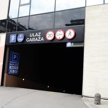 Apartment Comfort Bulevar With Garage Sarajevo