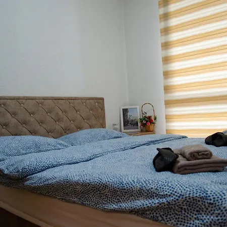 Comfort Bulevar With Garage Apartment *