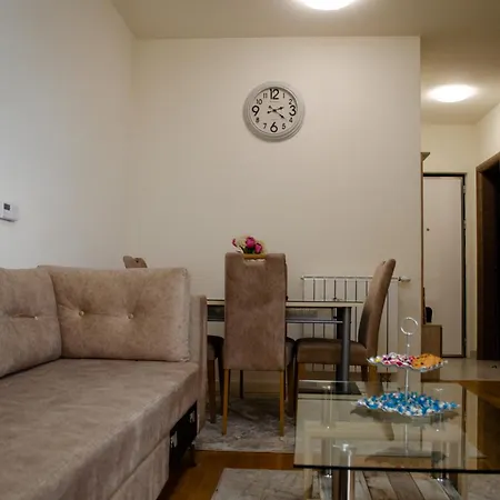 Apartment Comfort Bulevar With Garage